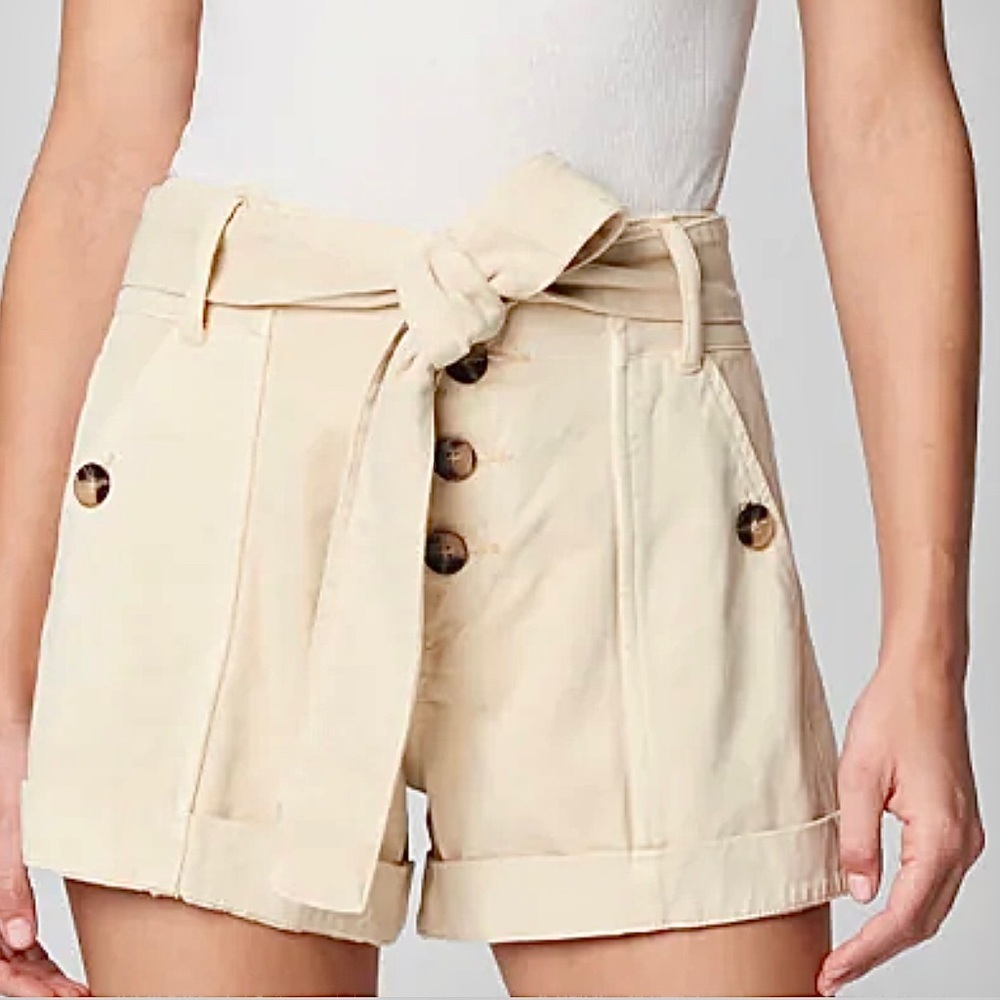 BlankNYC Marshmallow Paperbag Twill Shorts 100% Cotton Exposed Button Fly Close